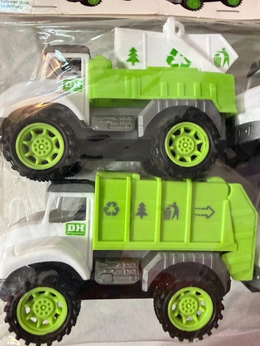 Sanitation Trucks -4 piece Kids Toy Truck Set - Green & White- New